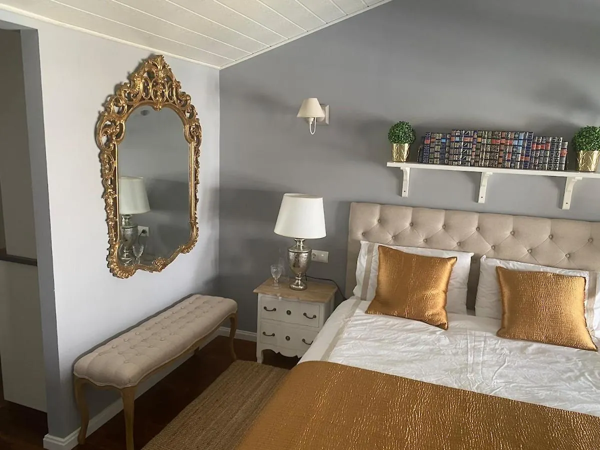 At The Foot Of The Alhambra Appartement Granada Spanje